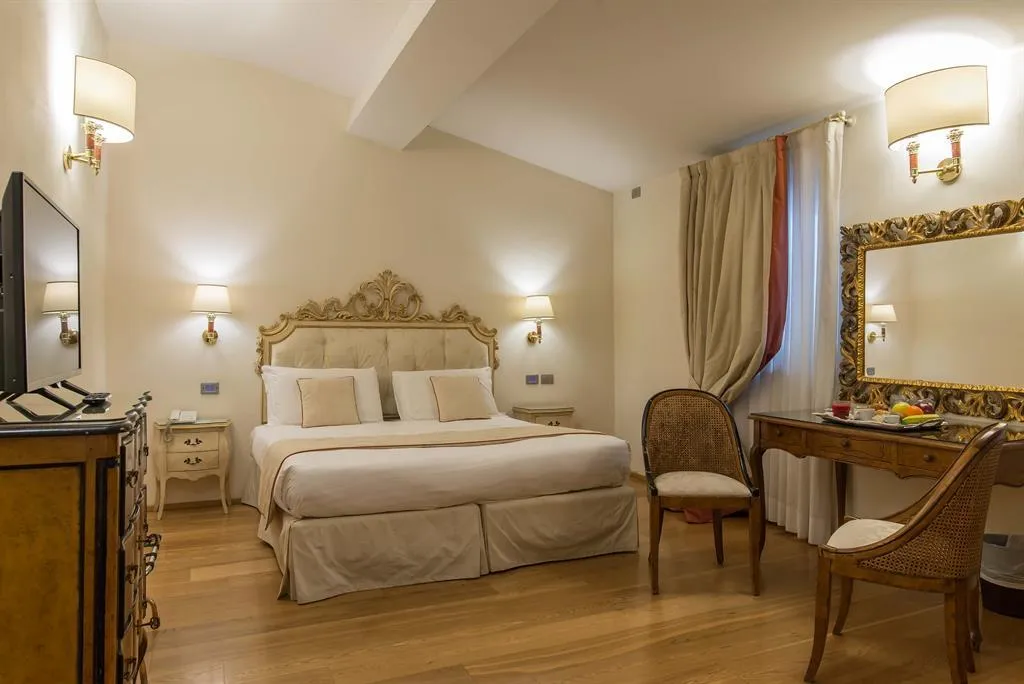 SUITE STANDARD Room, Atlantic Palace, Florence