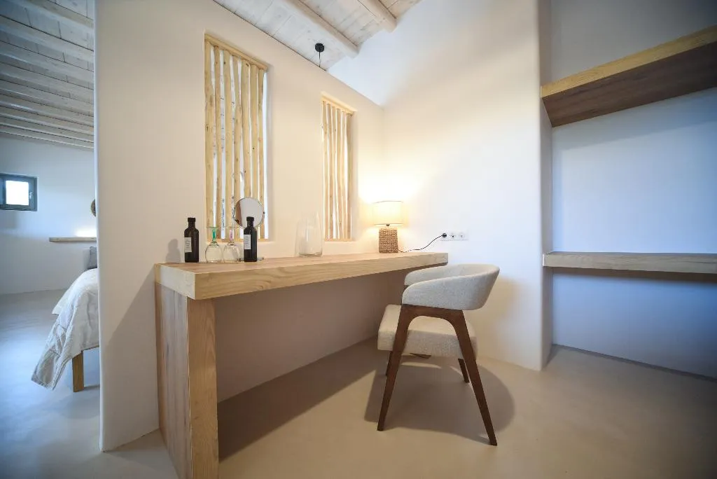 SUITE DELUXE Room, Myconian Crown Suites by Mr and Mrs White, Mykonos