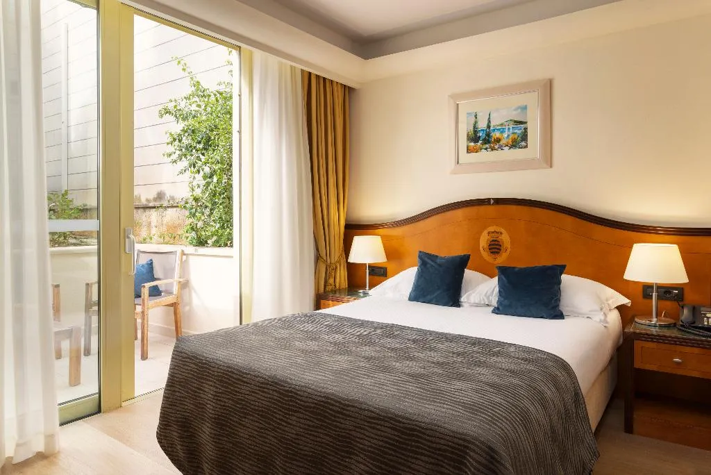 FAMILY ROOM WITH BALCONY Room, Hotel More, Dubrovnik