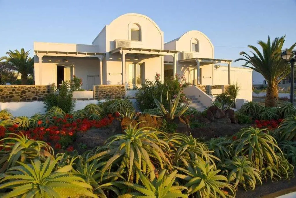 General view, Alafouzos Studios, Santorini