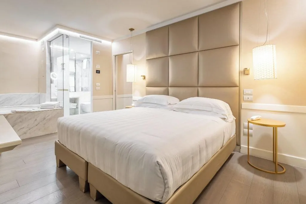 STUDIO DELUXE KING BED Room, Ponte Vecchio Suites & Spa, Florence
