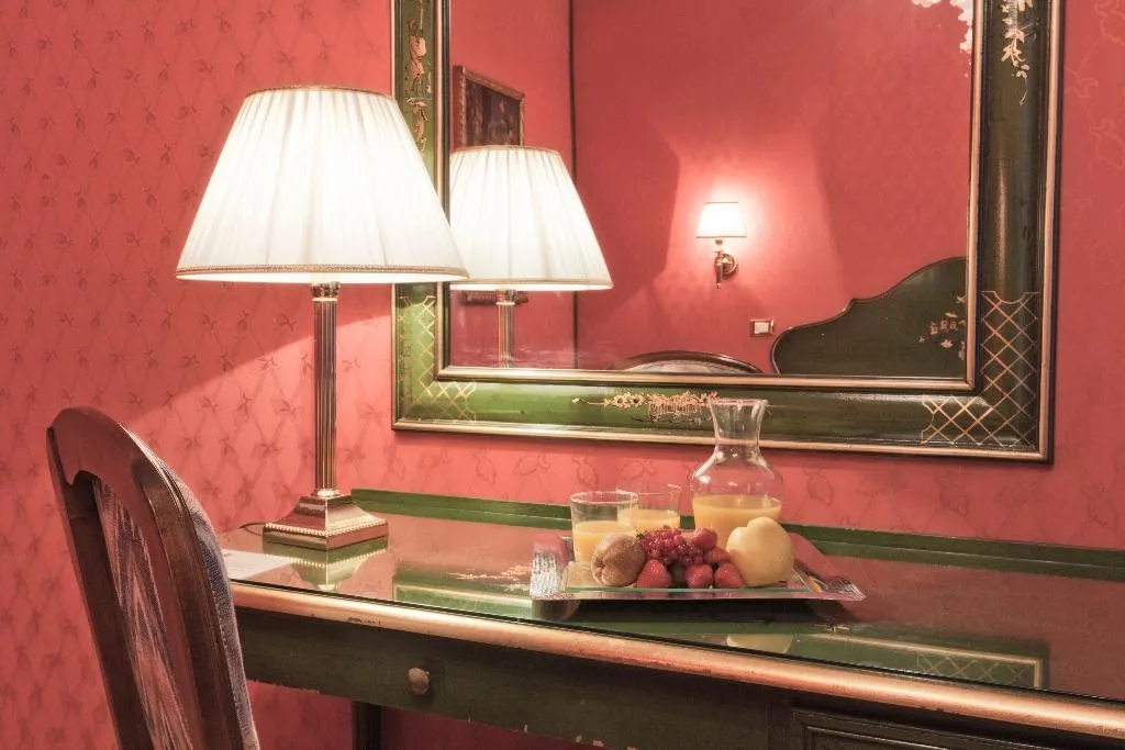 Double or Twin CLASSIC Room, Palazzo Cendon, Venice