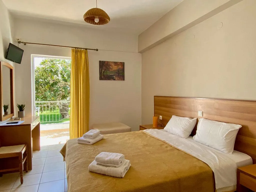 STUDIO CAPACITY 2 Room, Manolis Apartments, Crete