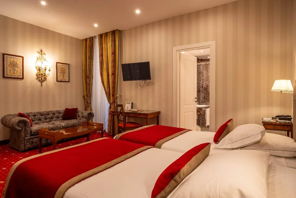 TRIPLE STANDARD Room, Nazionale, Rome