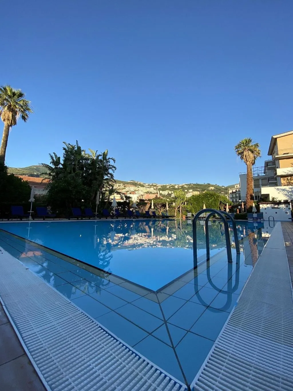 Sports and Entertainment, Hotel Aequa, Naples