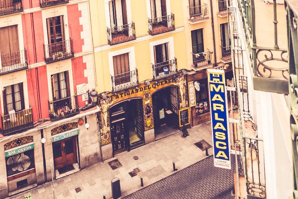 Terrace, Hostal Sol Los Angeles, Madrid