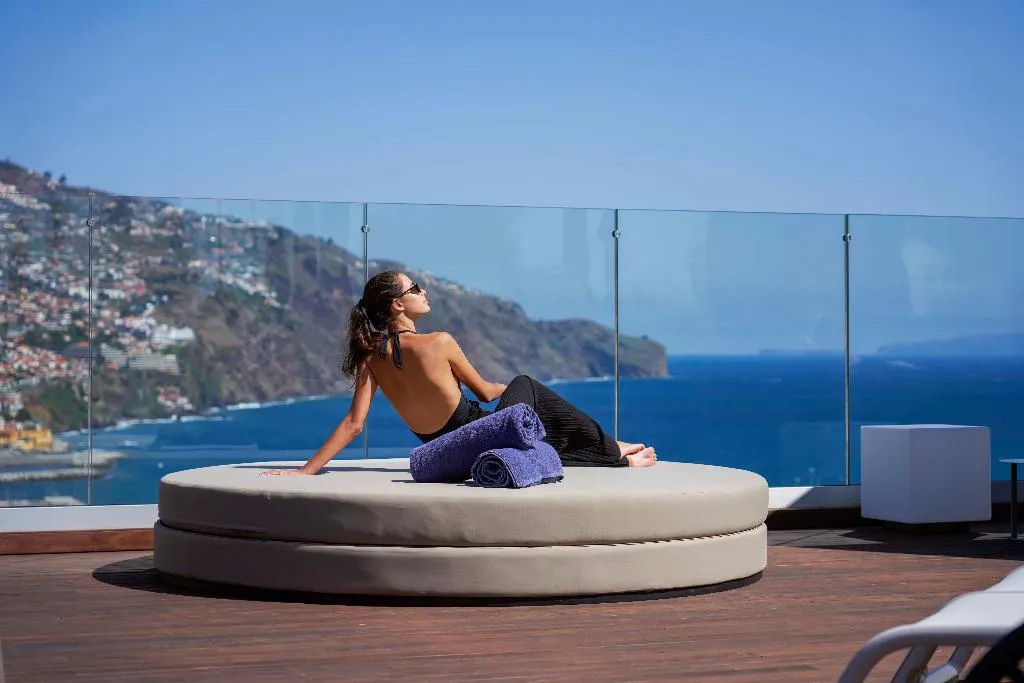 Terrace, Savoy Palace The Leading Hotels of the World, Madeira