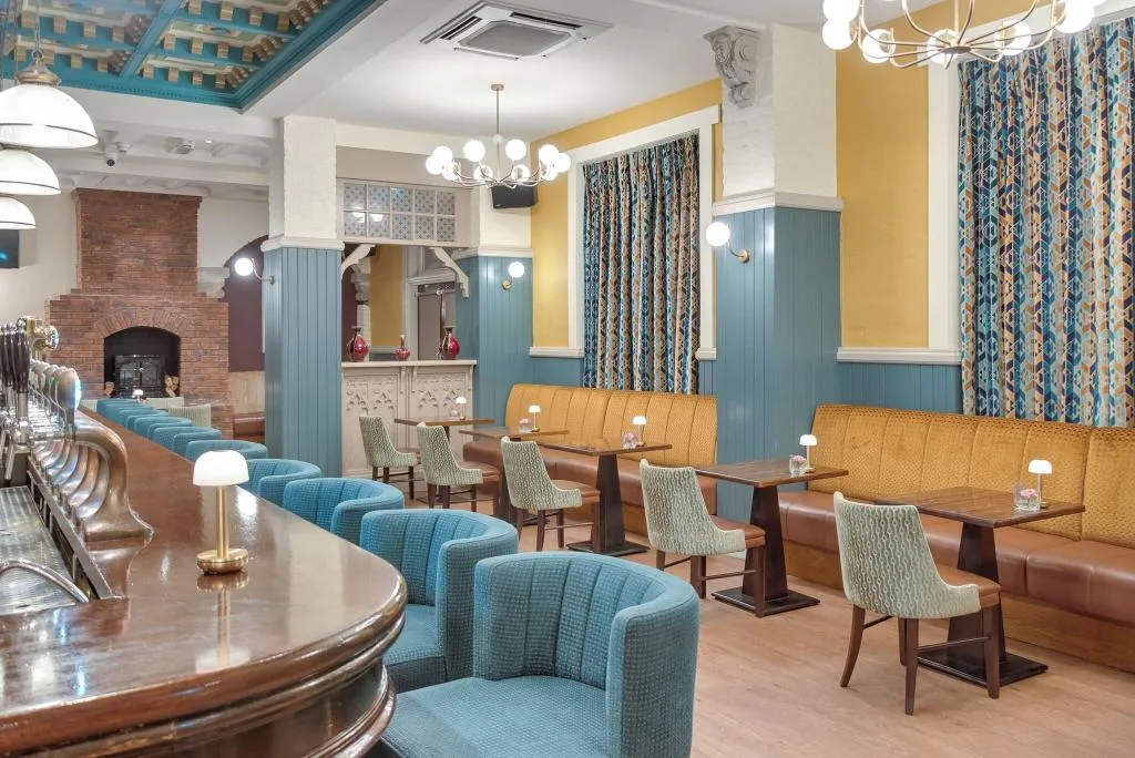 Bar, Kingsley, Cork
