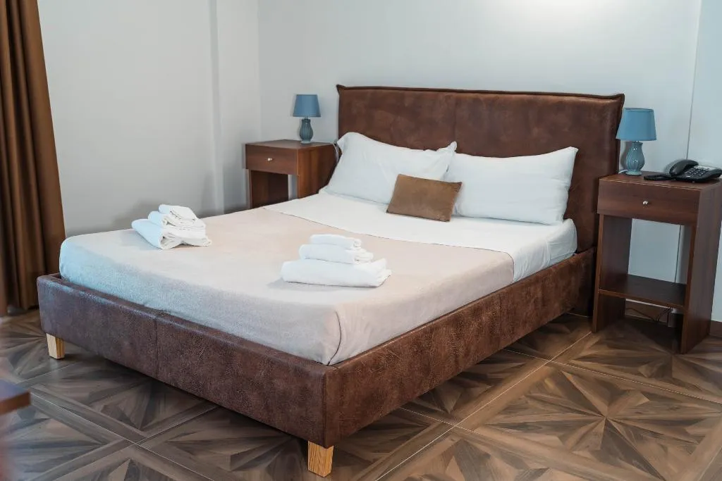 DOUBLE CLASSIC Room, Kairos Hotel, Naples