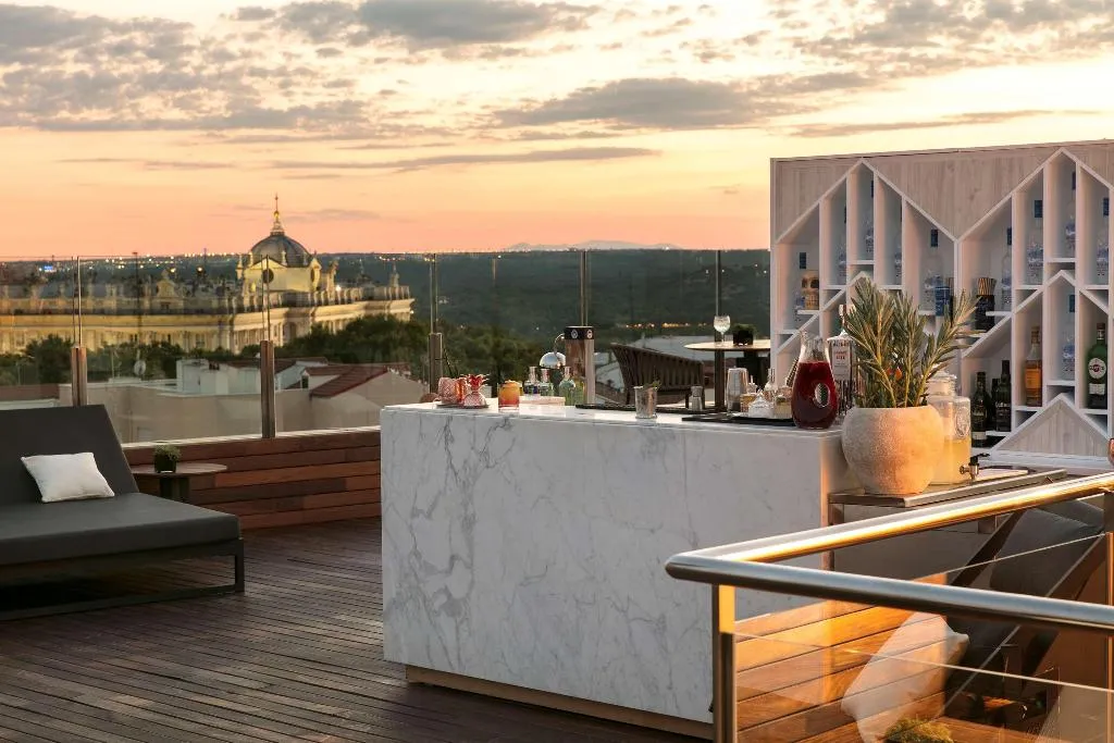 Bar, Palacio de los Duques Gran Meliá, Madrid