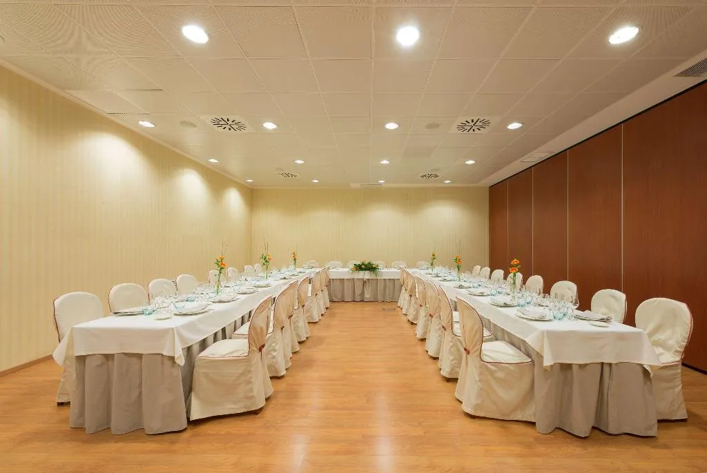 Restaurant, Madrid Leganes Affiliated By Melia, Madrid