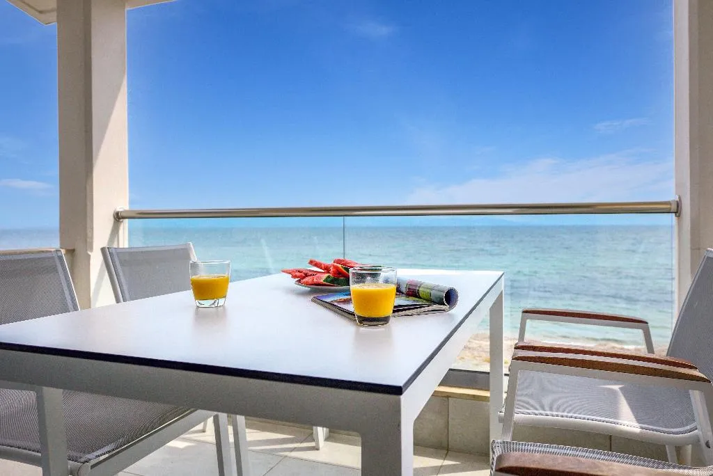 APARTMENT SEA VIEW Room, Elpiniki Luxury Apartments, Thessaloniki