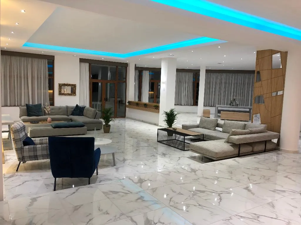Lobby, Akti Ouranoupol, Thessaloniki
