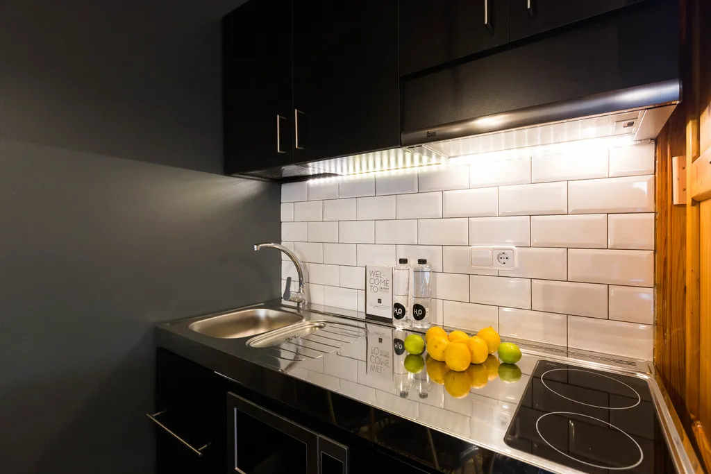 APARTMENT TWO BEDROOMS Room, La Mare by The Streets, Barcelona