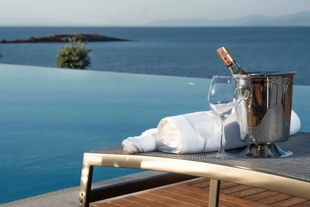 Beach, Red Rock Hotel & Suites by Selvese, Bodrum
