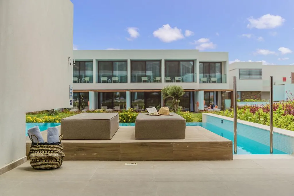 DOUBLE WITH PRIVATE POOL Room, Gennadi Grand Resort, Rhodes