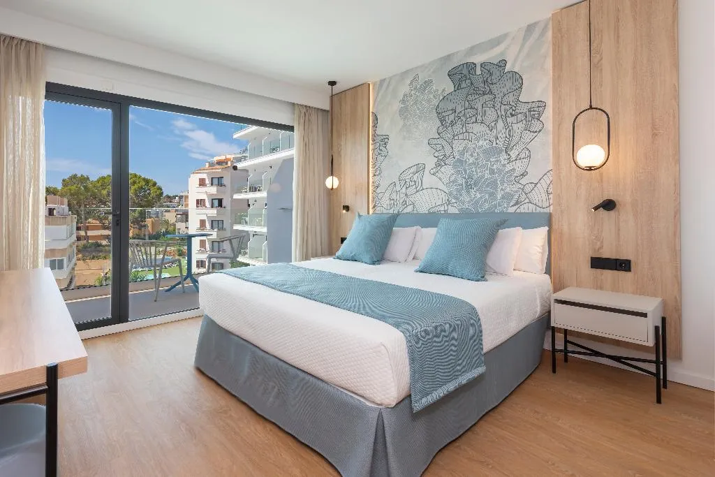 Double or Twin SIDE SEA VIEW Room, Palia Tropico, Majorca