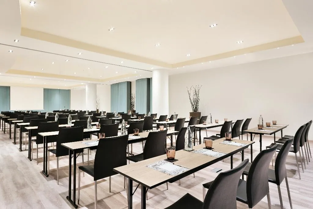 Conferences, Hotel Barcelona Condal Mar Affiliated by Meliá, Barcelona
