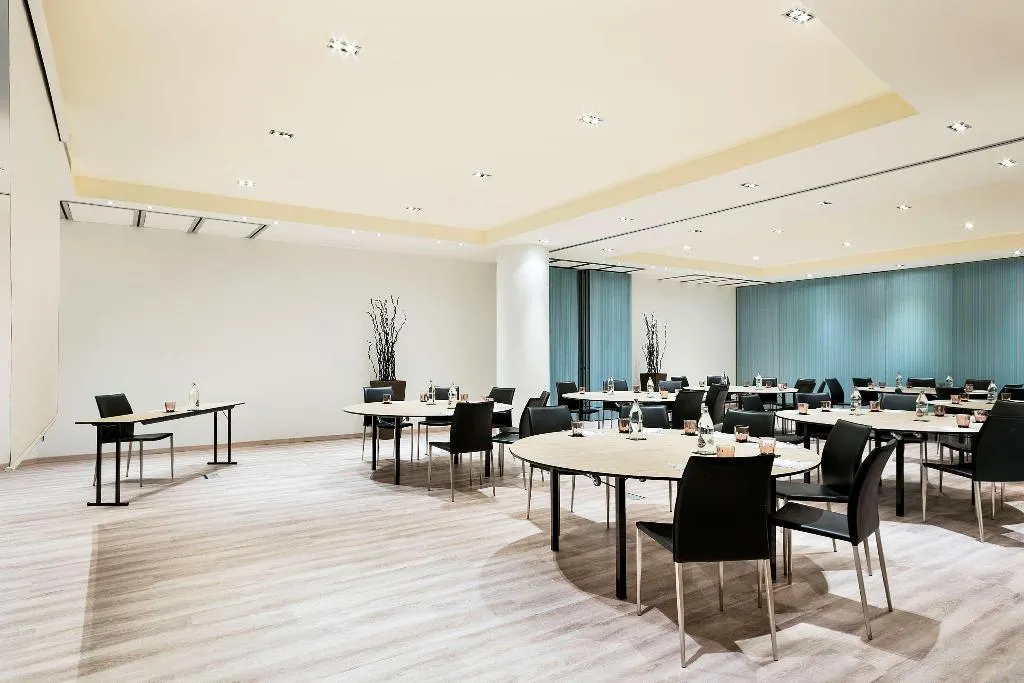Conferences, Hotel Barcelona Condal Mar Affiliated by Meliá, Barcelona