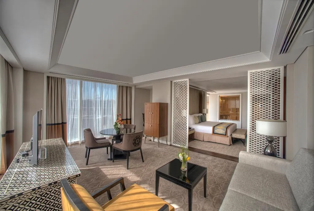 JUNIOR SUITE LUXURY CITY VIEW Room, Taj Dubai, Dubai