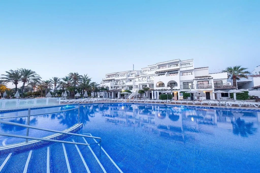Pool, FERGUS Style Bahamas, Ibiza