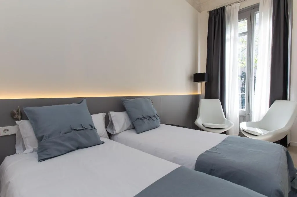 Room, Izaila Plaza Catalunya, Barcelona