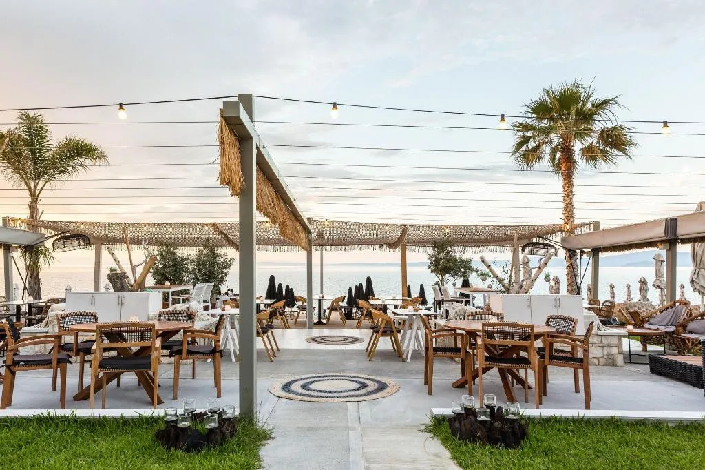 Restaurant, Blue Carpet Luxury Suites, Halkidiki