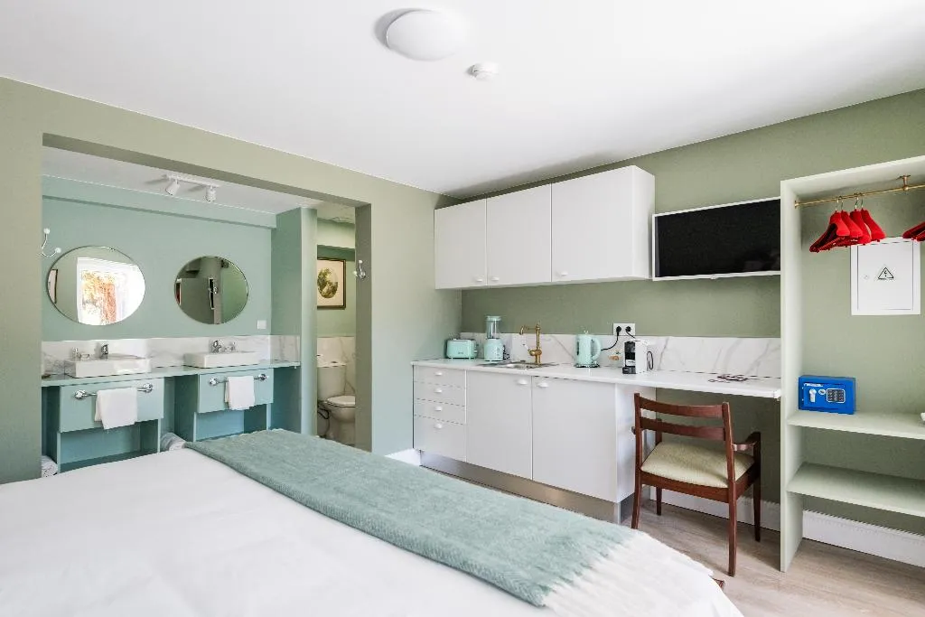 STUDIO STANDARD Room, Villa Camelia, Madeira