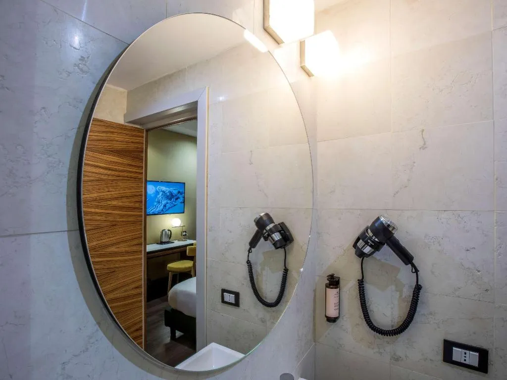 Room, Mercure Roma Centro St. John, Naples