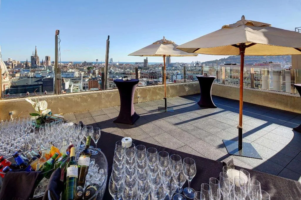Pool, Olivia Plaza Hotel, Barcelona