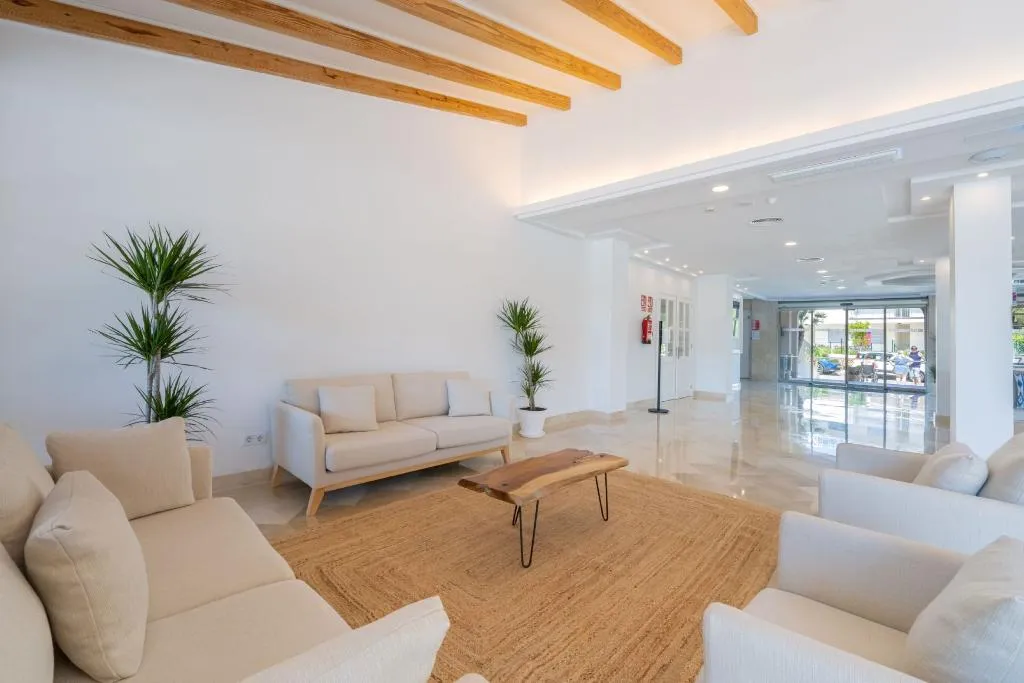 Lobby, Caprice Isabel Aparthotel, Majorca