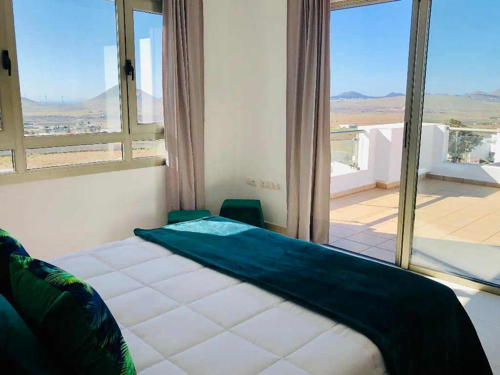 VILLA THREE BEDROOMS Room, Infinity Views Village, Lanzarote