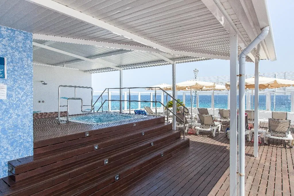 Pool, Voramar, Majorca