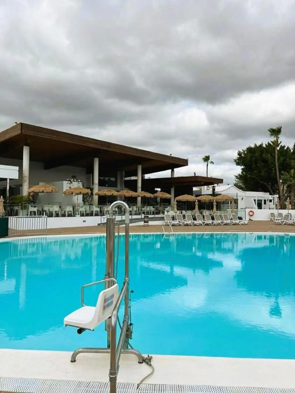 Pool, Hyde Park Lane, Lanzarote