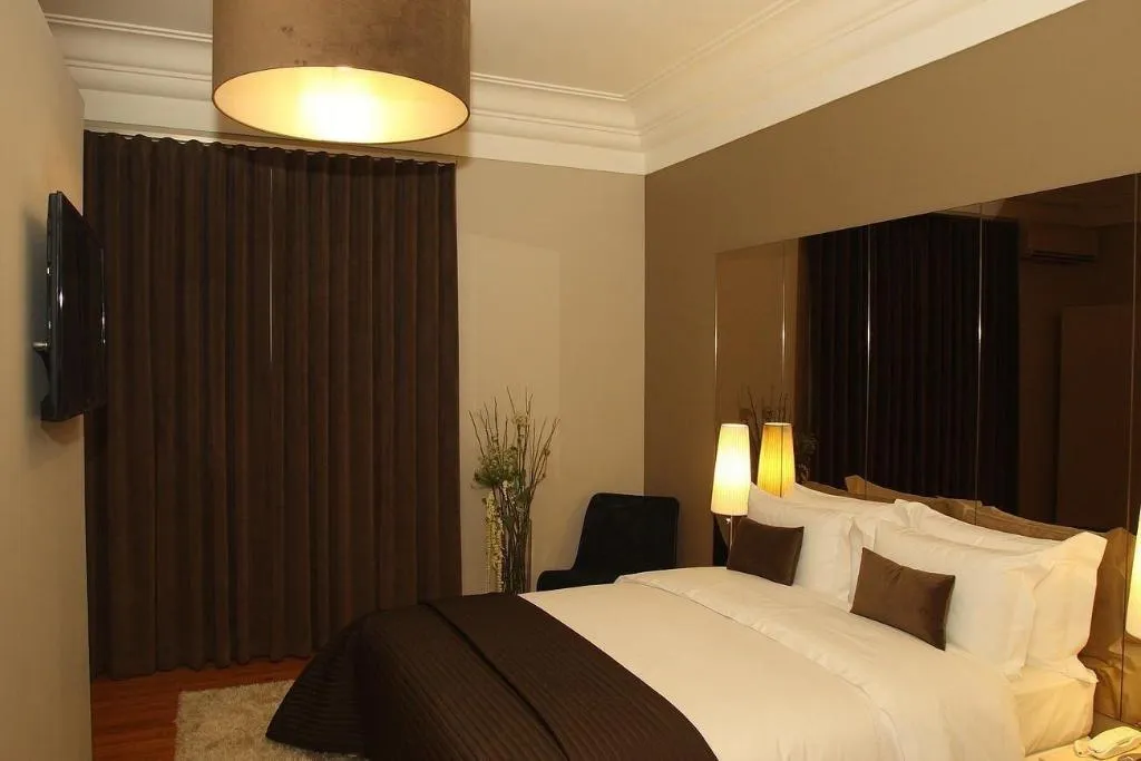 Room, Castilho House, Lisbon