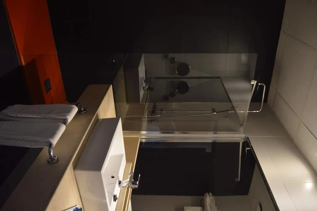 DOUBLE STANDARD Room, Hotel Chamartin the One, Madrid