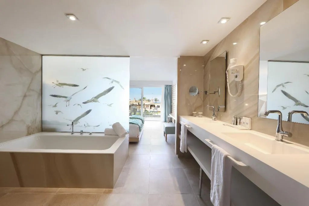 FAMILY ROOM POOL VIEW Room, Iberostar Selection Playa de Palma, Majorca