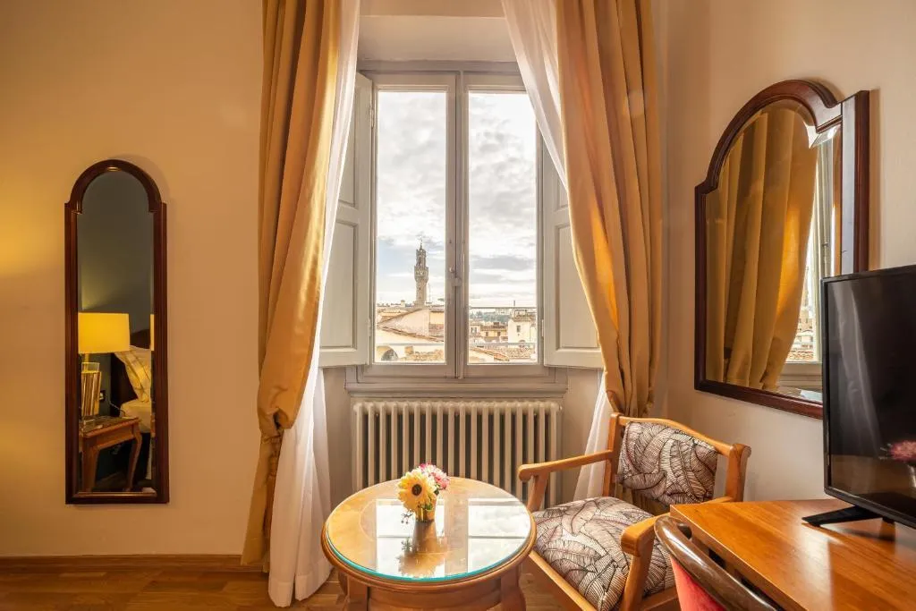 DOUBLE WITH VIEWS Room, Hotel Villani, Florence