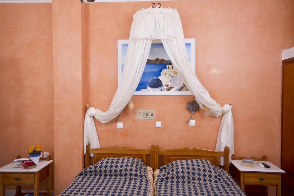 Room, Golden Star, Santorini