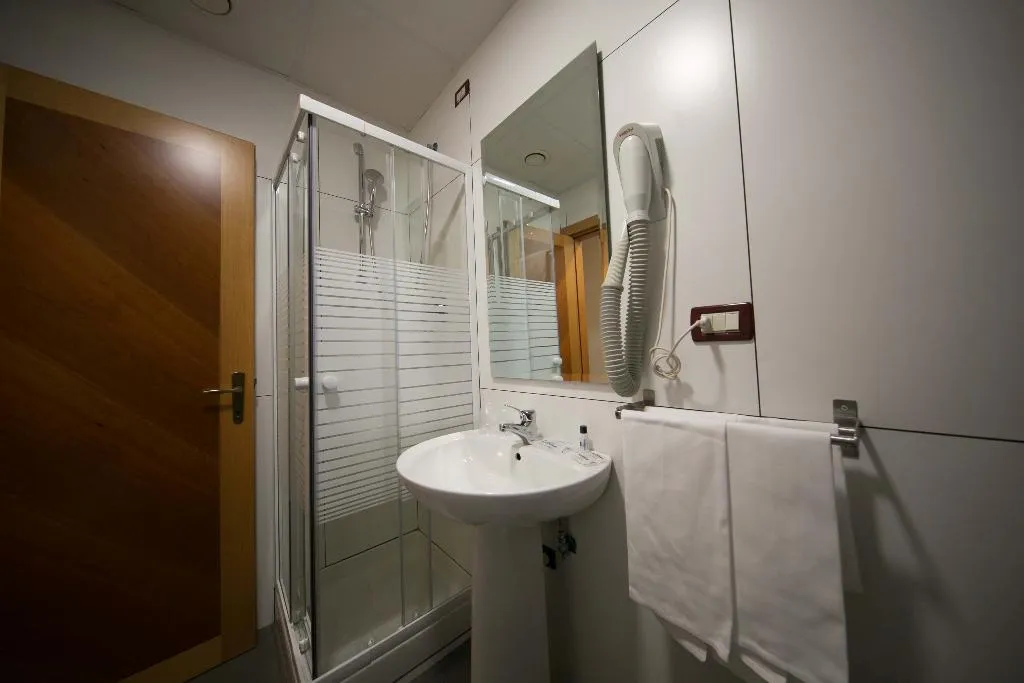 DOUBLE STANDARD Room, Mediterranea Hotel and Convention Center, Naples