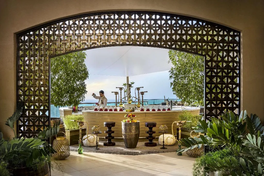 Bar, Fairmont Ajman, Dubai