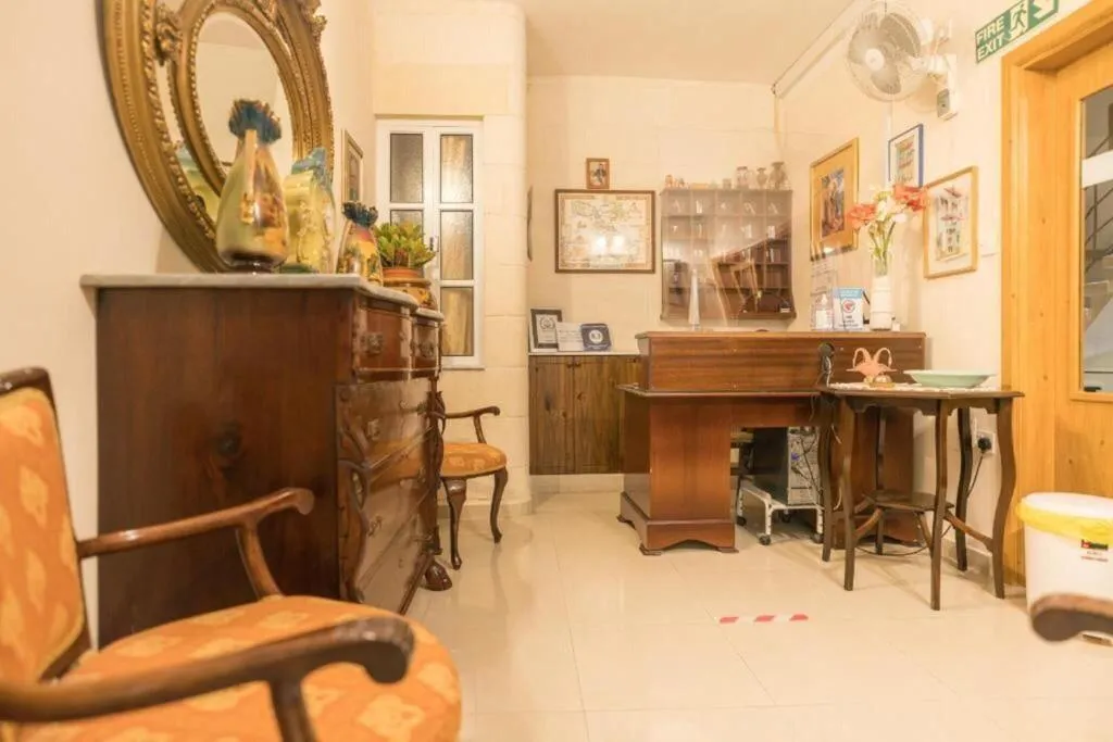 Lobby, Lantern Guest House, Malta
