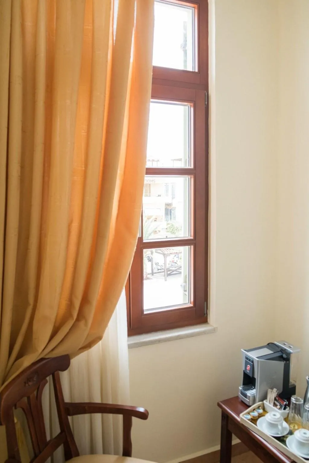 Room, Vilelmine, Crete
