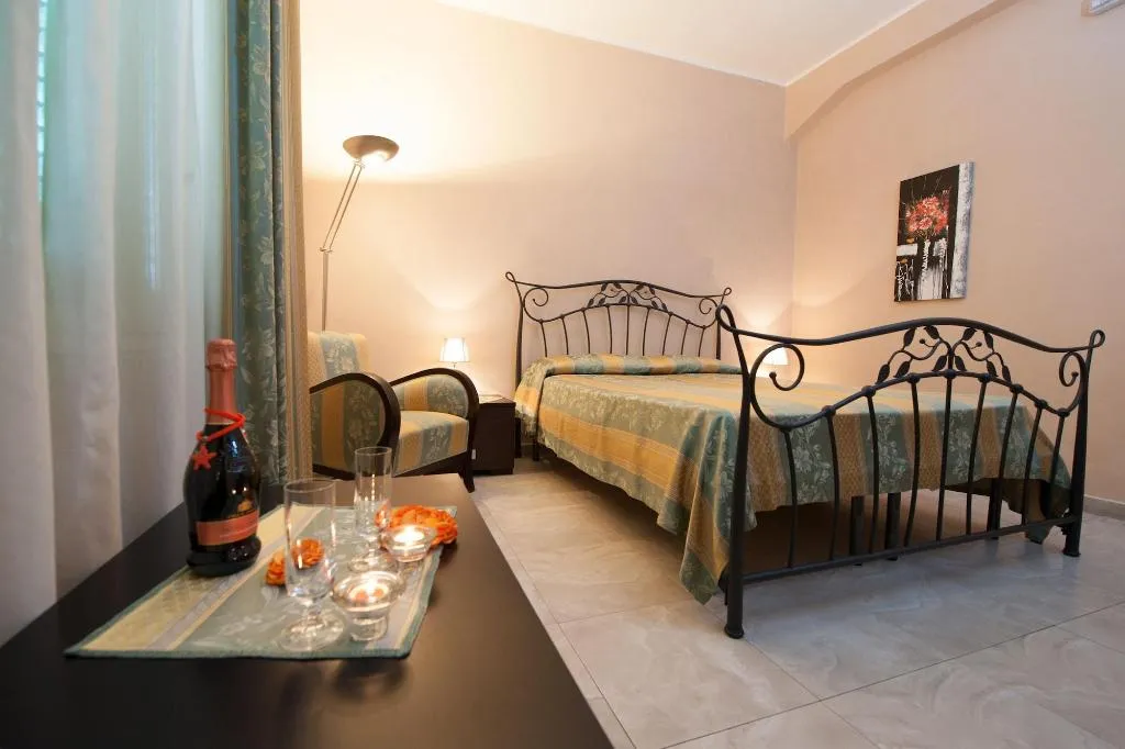 Room, B&B Lepanto, Catania