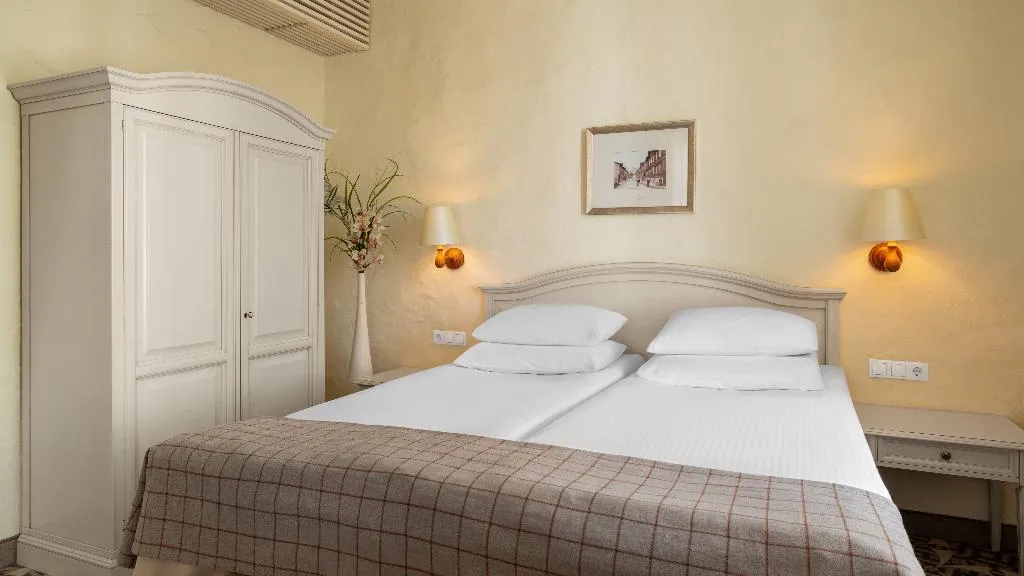 SUITE STANDARD Room, Rixwell Collection Savoy Boutique Hotel, Tallinn
