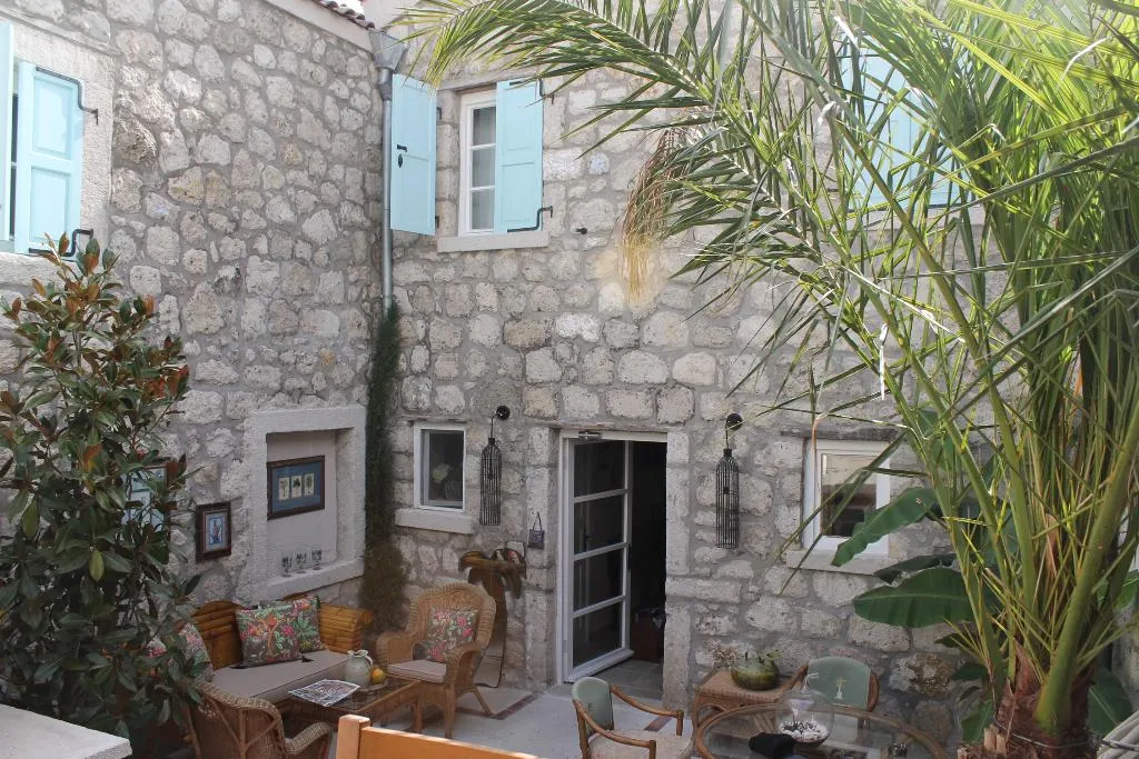 General view, Erendira Hotel, Izmir
