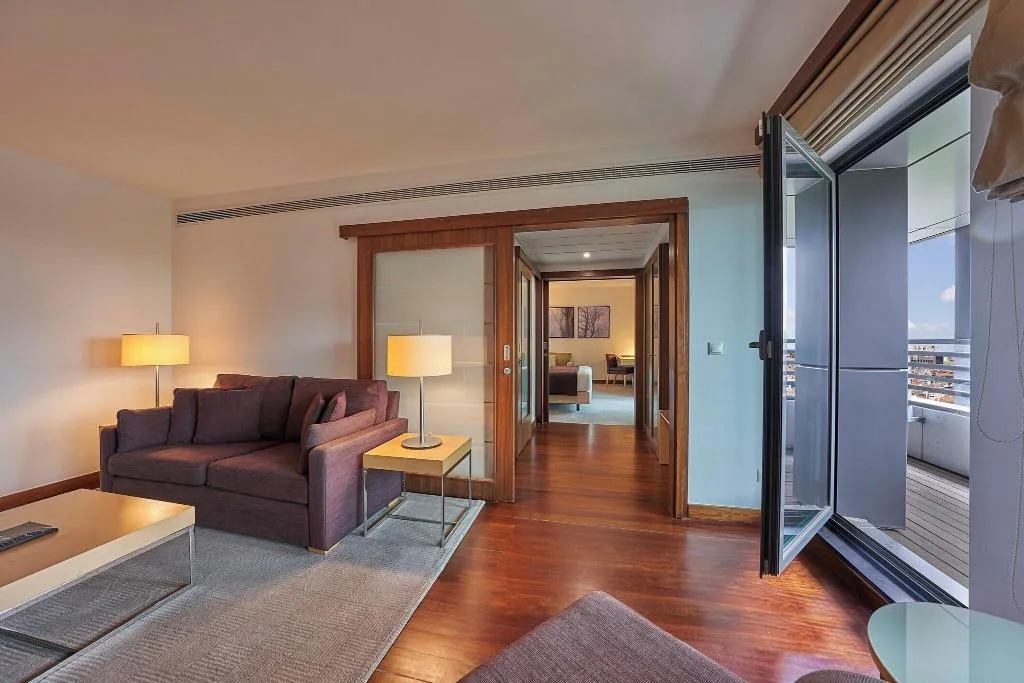 SUITE DELUXE WITH VIEWS Room, Hotel Açores Lisboa, Lisbon