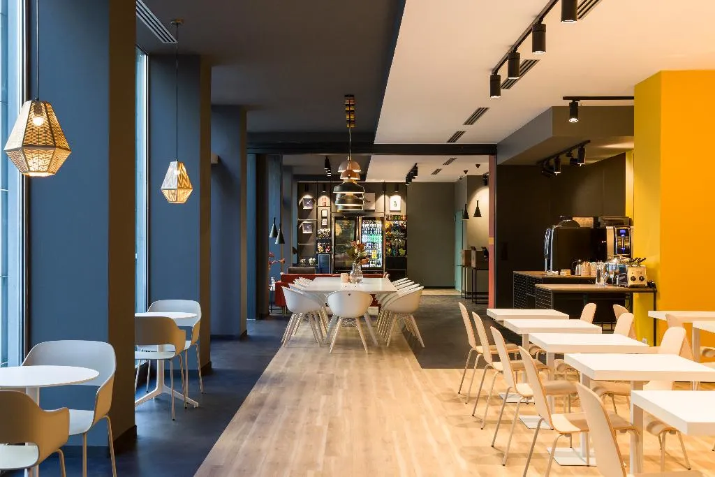 Restaurant, B&B Hotel Milano Central Station, Milan
