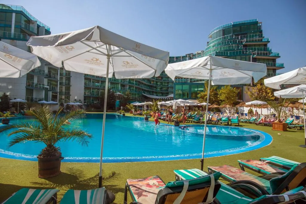 Pool, Primorsko Del Sol, Bourgas
