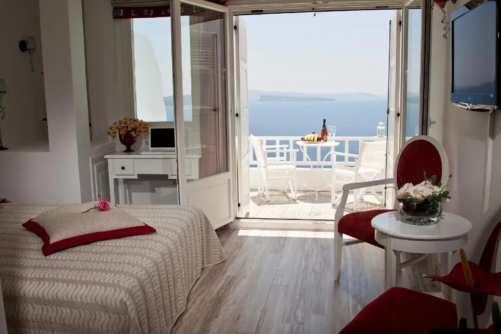 DOUBLE CLASSIC Room, Delfini Villas, Santorini